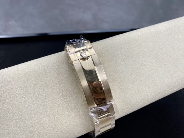 激安ロレックス着用イメージ